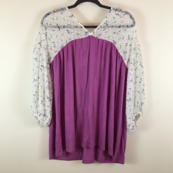 Oddy Floral Swiss Dot Top Size 1X/2X - Picture 7 of 8